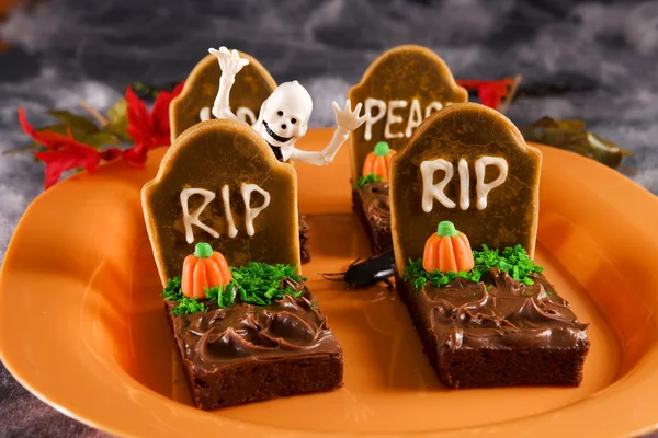 Halloweengrillbrownies – stockfoto