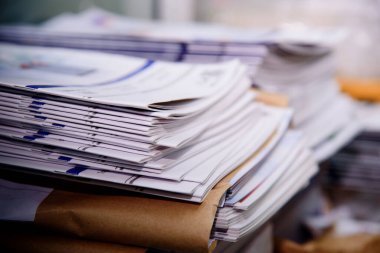 Üniversite kütüphanesinde yıllık rapor kaydı