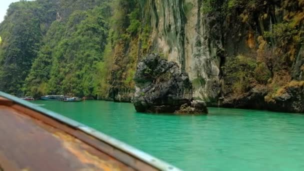 Voyage Bateau Depuis Koh Phi Phi Thaïlande Parcourant Paysage Beau — Video
