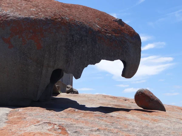 在美丽的澳大利亚春日 袋鼠岛上的奇异岩石 — 图库照片