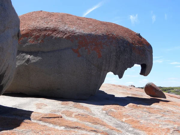 美しいオーストラリアの春の日にカンガルー島の注目すべき岩は — ストック写真