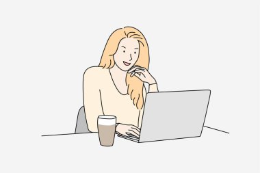 Kafede dizüstü bilgisayar kullanan güzel bir kadın. El çizimi biçim vektör tasarımı çizimleri.