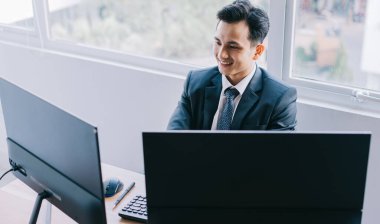 Asyalı iş adamları çalışmaya odaklandı