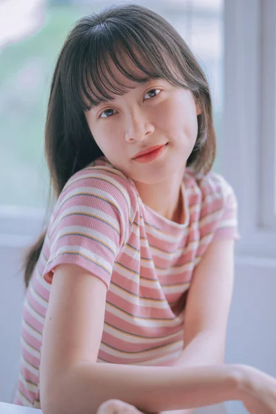 Portrait Young Asian Woman Fragile Beauty — Foto Stock
