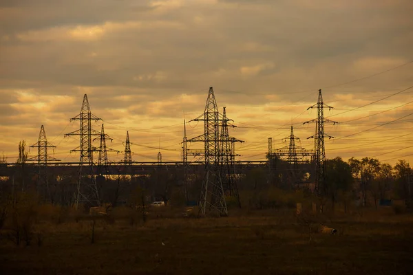 Высоковольтные Линии Большой Подстанции Рассвете Сумерках — стоковое фото