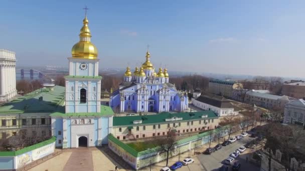 Zlatoverhyy Monastery aerial view. — Stock Video