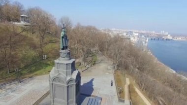 Volodymyr büyük anıt havadan görünümü.