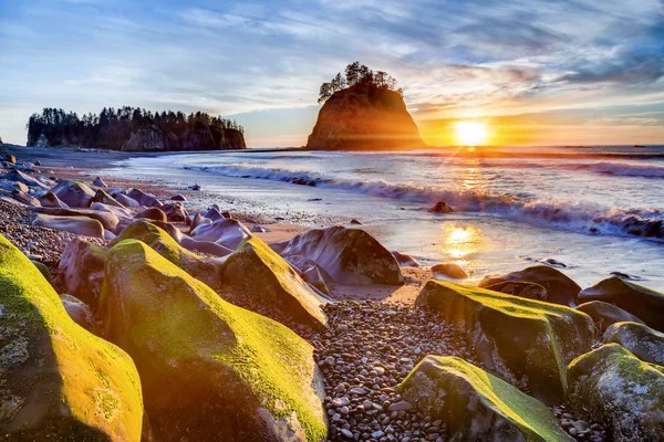 Solnedgång vid Rialto beach — Stockfoto