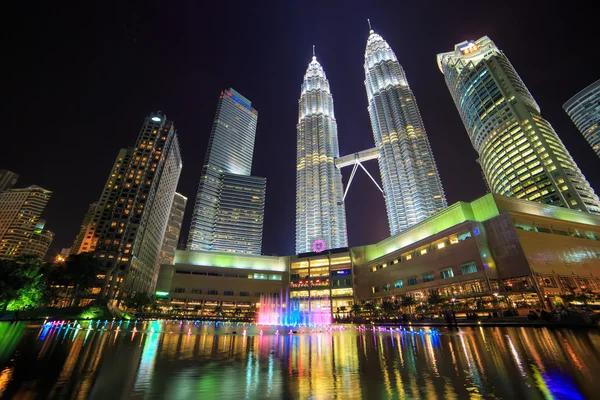 Petronas-Türme in Kuala Lumpur — Stockfoto