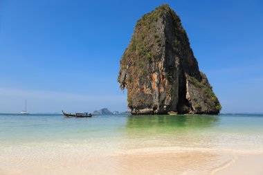 Rock on Railay beach