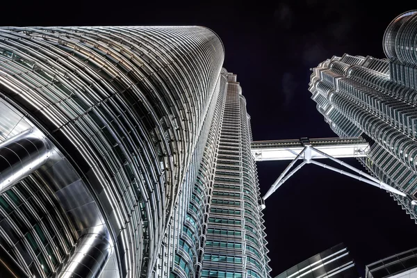 Close up view of skyscrapper — 图库照片