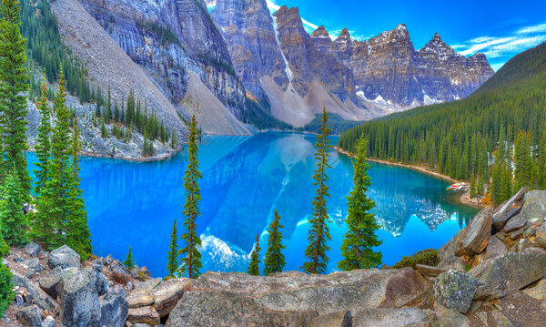 Moraine lake panorama