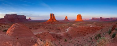 Monument Valley gün batımında