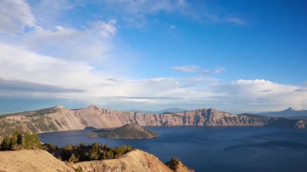 Cráter lago timelapse — Vídeo de stock