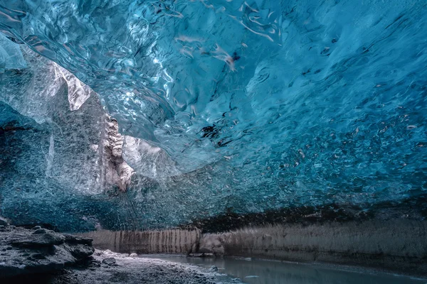 Grutas de gelo em Islândia — Fotografia de Stock