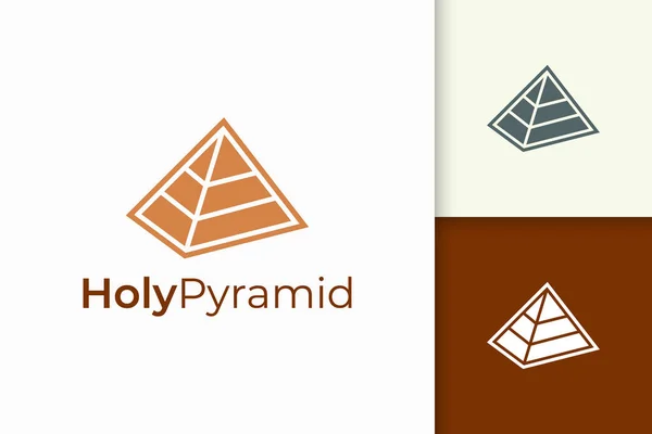 Triangle Pyramid Logo Simple Modern Shape Fit Tech Company — Stock Vector