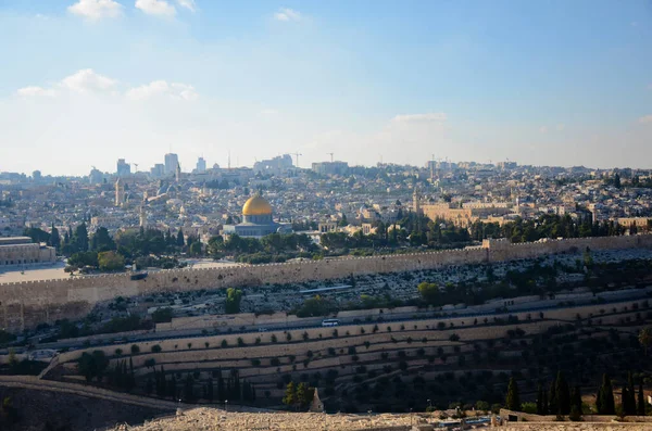 Kudüs, Orta Doğu 'da kutsal bir şehirdir. Hıristiyan dünyasının merkezi. — Stok fotoğraf