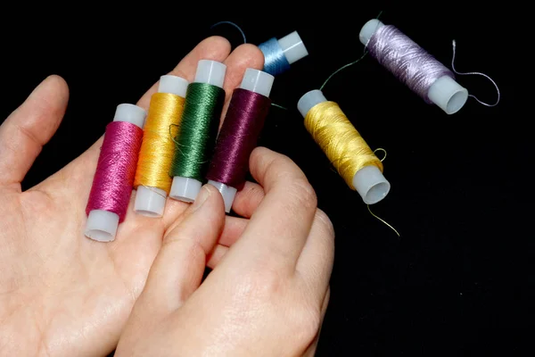 Female Hands Hold Skeins Thread Silk Threads Embroidery Skeins Yellow — Stock Photo, Image