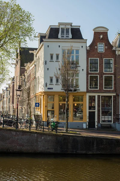 Beautiful Canal Houses Bridges Amsterdam — Stock Photo, Image