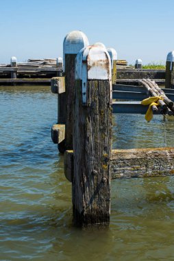 Volendam 'da evler ve tekneler