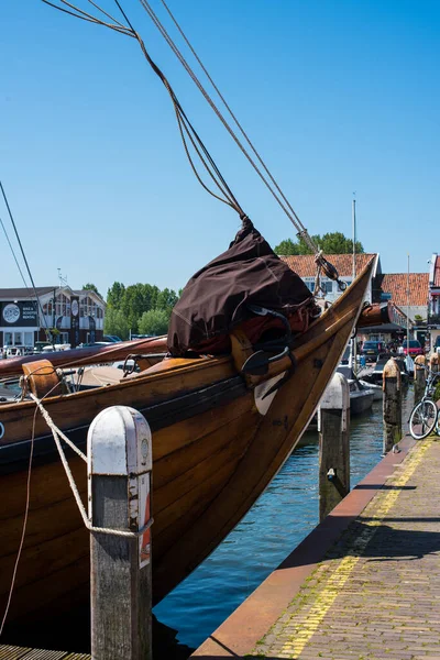 Hajók Kikötőben Volendam — Stock Fotó