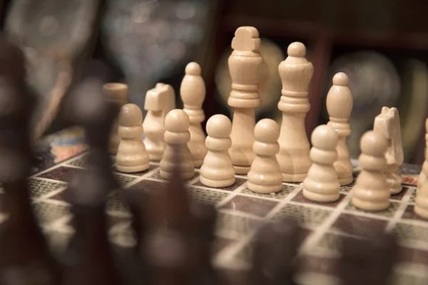 Schach auf dem Schachtisch — Stockfoto