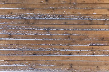 Kalas duvar dokusu buzla kaplı.