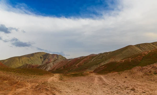 Montanhas Coloridas Khizi Azerbaijão Como Pão Gengibre — Fotografia de Stock