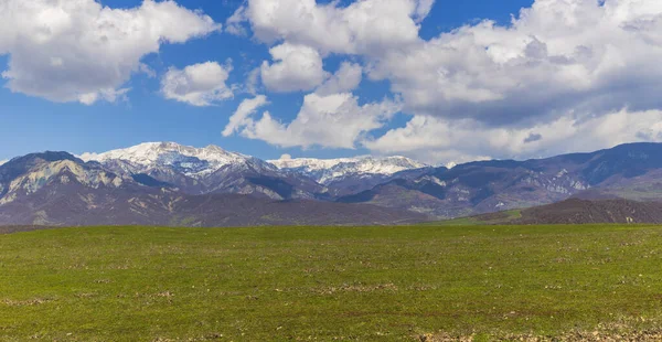 Montañas Nevadas Del Cáucaso Primavera — Foto de Stock