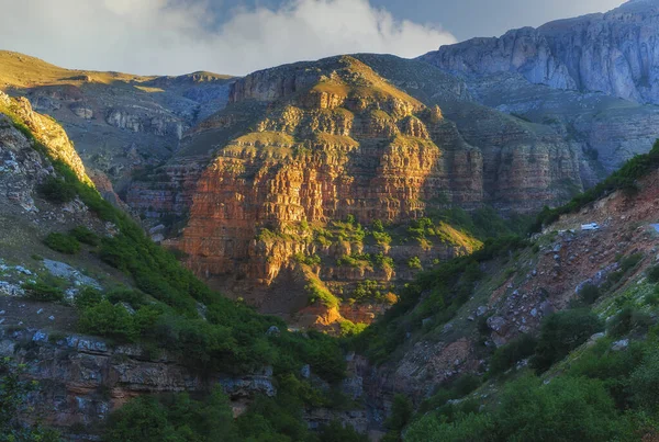 Kanyon dağlarının dokusu