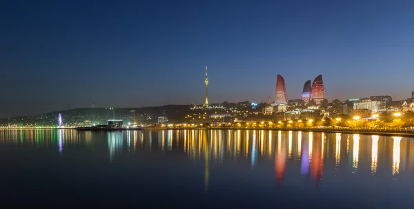 Башня огня в Баку — стоковое фото