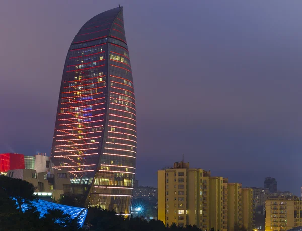 Torres de chama em Baku — Fotografia de Stock