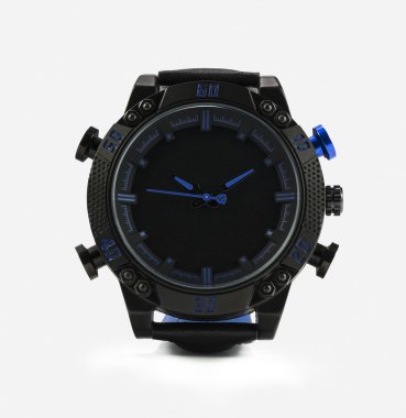 Erkekler için spor saatler