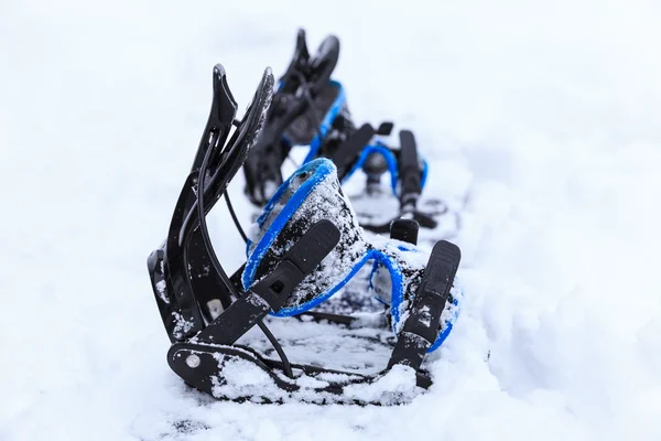 Snowboard ve sněhu — Stock fotografie