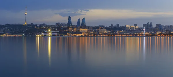 Panorama z nadmorskiego bulwaru w Baku, Azerbejdżan — Zdjęcie stockowe