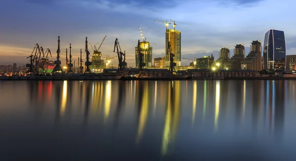 Modern buildings and the port in Baku (Azerbaijan) — Stock Photo, Image