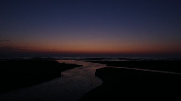 日出的里海海岸 — 图库视频影像