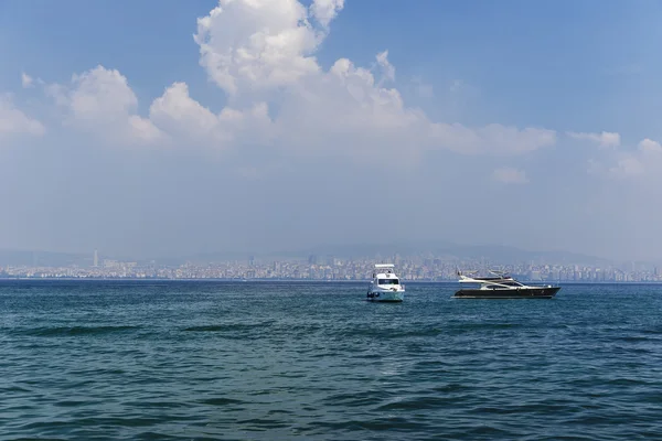 Panorama of Istanbul from the Marmara Sea — Stock Photo, Image