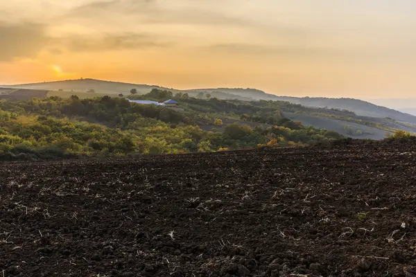 Puesta de sol de otoño en los pases de Agsu. Azerbaiyán — Foto de Stock