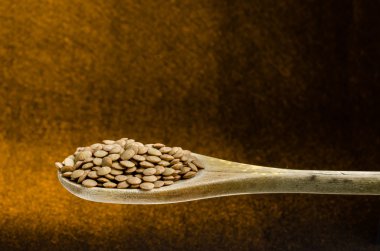 bir kaşık mercimek kadar yakın, adam renk