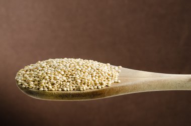 Quinoa bir kaşık, yakın çekim, adam renk