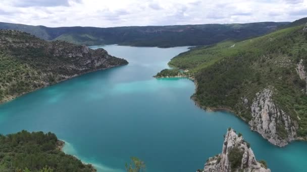 Canelles reservoir in la noguera, spanien — Stockvideo