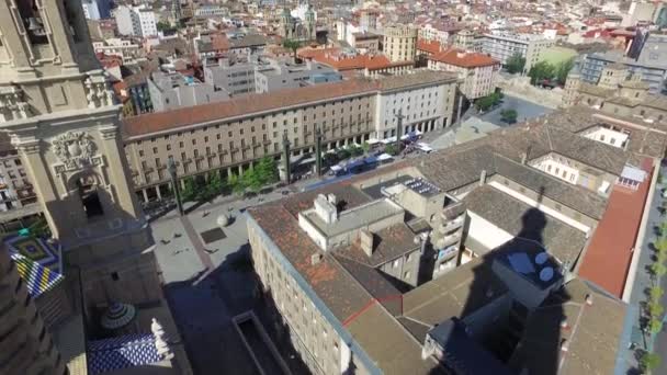 Vista sobre Zaragoza desde torre — Vídeo de stock