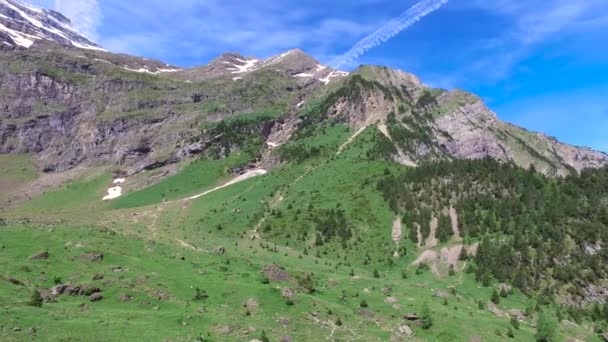 Cirque de Gavarnie - the glacial cirque in Pyrenees — Stock Video