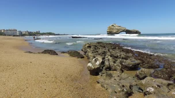 Stenar i Biarritz, France — Stockvideo