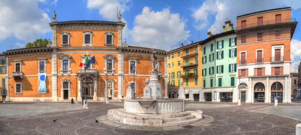 Panorama van de Piazza del Mercato in Brescia — Stockfoto