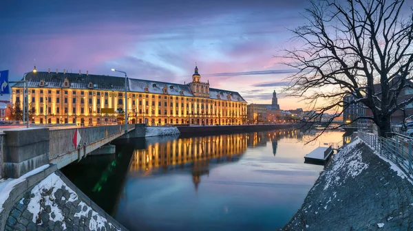 Vintern Wroclaw Polen Panoramisk Stadsbild Med Stadssiluett Reflekterande Oder Floden — Stockfoto