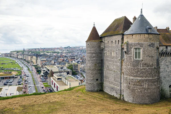 Visa på slottet och staden Dieppe — Stockfoto
