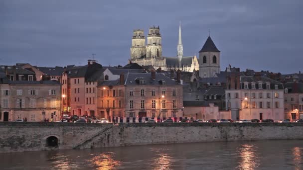 Noche en Orleans, Francia — Vídeo de stock