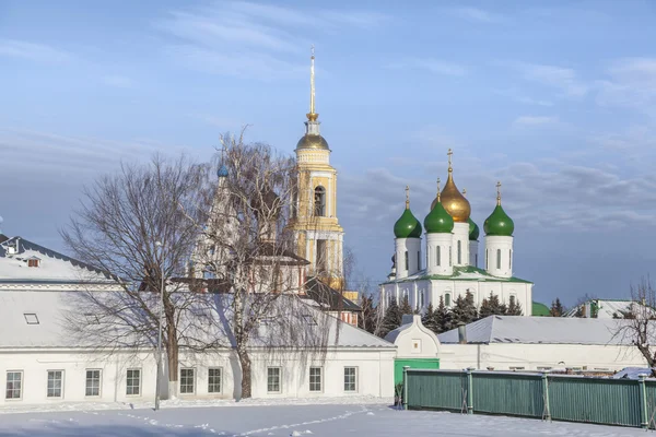 Peisaj de iarnă cu biserici în Kolomna — Fotografie, imagine de stoc